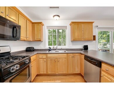 262 Littleton Rd unit 4, Chelmsford, MA 01824 - photo 6