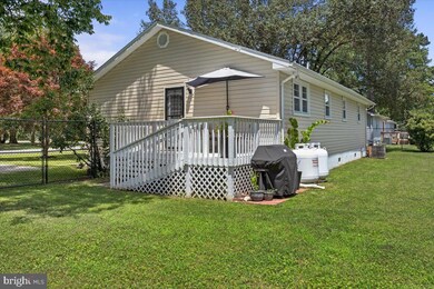 29944 Burton Rd, Mechanicsville, MD 20659 - photo 7