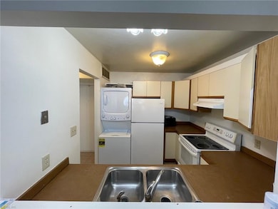 103 Lake Powell Rd unit E, Williamsburg, VA 23185 - photo 6