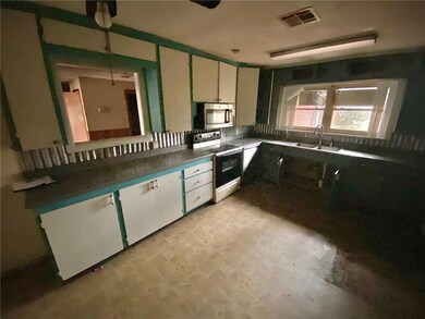 109 Tabor St, Pineville, LA 71360 - photo 5