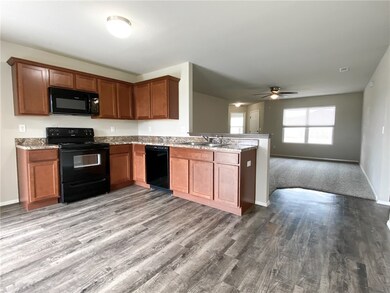 1002 Macy Ln, Elkins, AR 72727 - photo 7