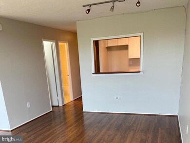 The Carlton unit 610, Arlington, VA 22204 - photo 6