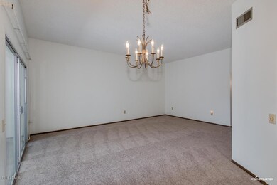 10470 W Palmeras Dr, Sun City, AZ 85373 - photo 7