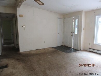 11 Vincek Ln, Saratoga Springs, NY 12866 - photo 6