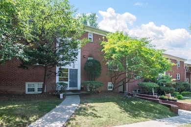 140 N Broadway unit O-T24, Irvington, NY 10533 - photo 2