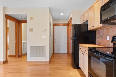 50 Maple St unit 6, Danvers, MA 01923 - photo 7