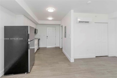 1620 NW 18th St unit 203, Miami, FL 33125 - photo 5