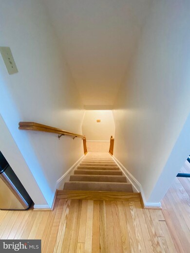 808 Queensdale Ct, Capitol Heights, MD 20743 - photo 5