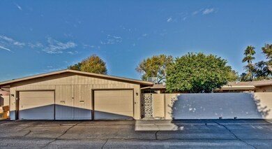 10731 W Santa fe Dr, Sun City, AZ 85351 - photo 2