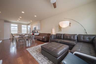 508 Woodlawn Ave HDR31
