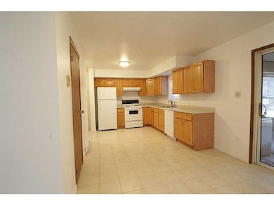 36 Narragansett Ave unit A, Westerly, RI 02891 - photo 6