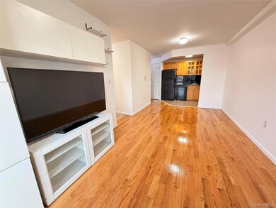 112-26 38th Ave unit 4, Corona, NY 11368 - photo 4