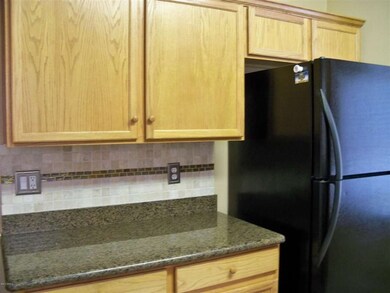 Kitchen Cabinetry, Granite & Backsplash