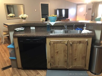 12 Oaktree Dr, Ardmore, OK 73401 - photo 6