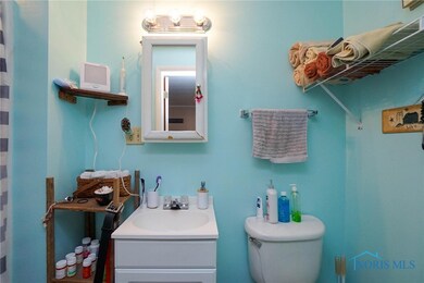 411 Howard St, Findlay, OH 45840 - photo 6