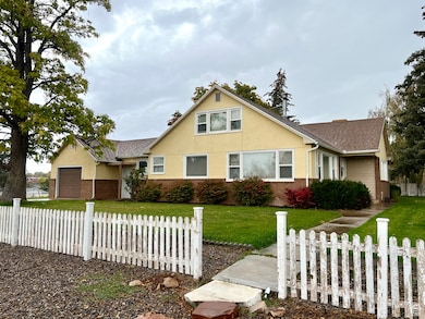 88 S 100 W, Blanding, UT 84511 - photo 3