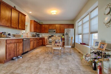 2061 Huntington Ln, Easton, PA 18040 - photo 2
