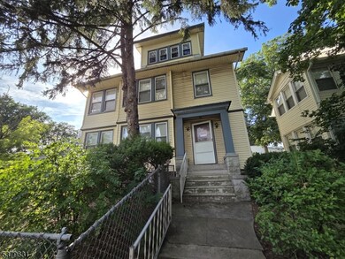 67 Parkview Terrace unit 69, Newark, NJ 07112 - photo 2