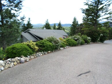 Lake House 065