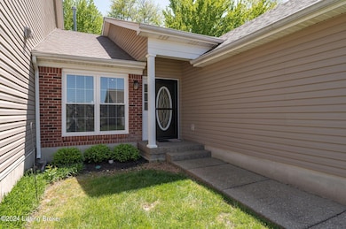 6833 Arbor Manor Way, Louisville, KY 40228 - photo 2