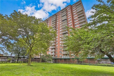 Harway Terrace unit 17G, Brooklyn, NY 11214 - photo 2