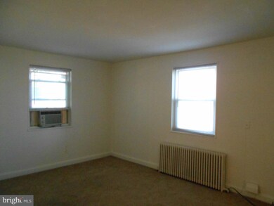 306 Montgomery St unit 2, Laurel, MD 20707 - photo 2