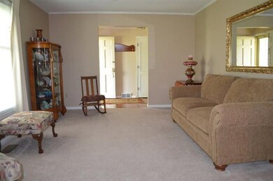 219 Adams Ln, Harrodsburg, KY 40330 - photo 5