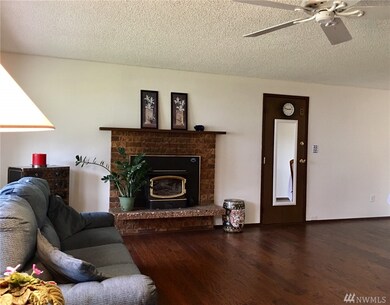 8910 5th Ave W, Everett, WA 98204 - photo 7