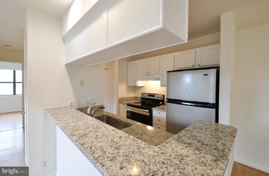 100 Chesterfield Ln unit 301, Stafford, VA 22556 - photo 5