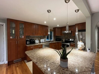 290 Winchester St unit na, Newton Highlands, MA 02461 - photo 2