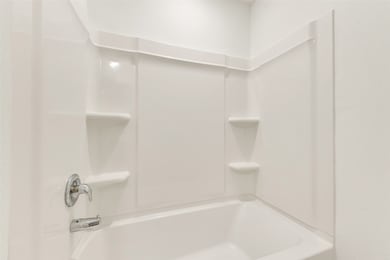 1035 Neyland Dr, Ennis, TX 75119 - photo 2