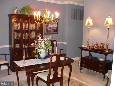 11619 Hunters Run Dr, Cockeysville, MD 21030 - photo 7