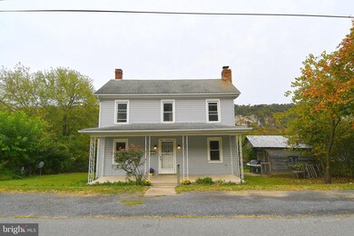 28 S Laurel Ave, Berkeley Springs, WV 25411 - photo 4