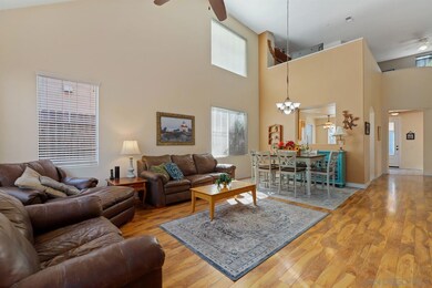 554 Poets Square, Fallbrook, CA 92028 - photo 3