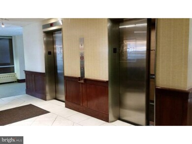 Radnor House unit 1031, Bryn Mawr, PA 19010 - photo 2