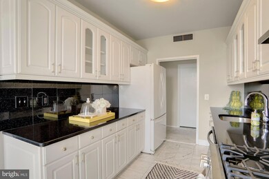 191 Presidential Blvd unit 811, Bala Cynwyd, PA 19004 - photo 5