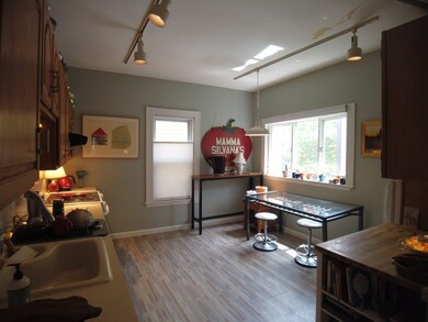 82 Hammond St unit 2, Cambridge, MA 02138 - photo 2