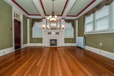 510 S Mulberry St, Statesville, NC 28677 - photo 4