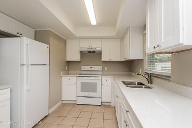 005-photo-kitchen-10181248