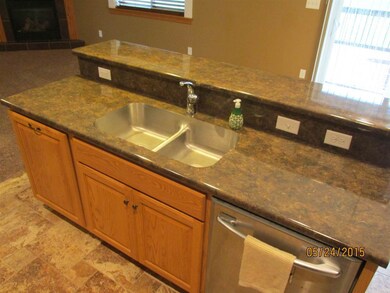 5002 Millenium Dr, Cedar Falls, IA 50613 - photo 6