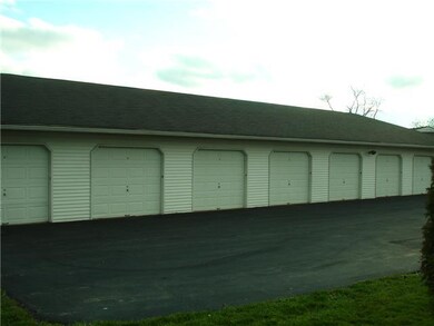 Parking Lot/Garage