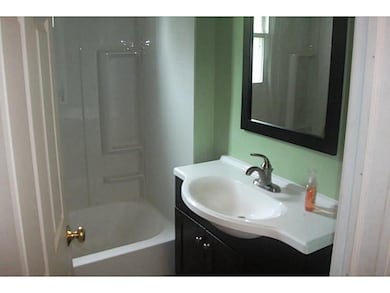 Full Bath.