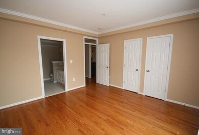 1607 Potomac Greens Dr unit 85, Alexandria, VA 22314 - photo 3