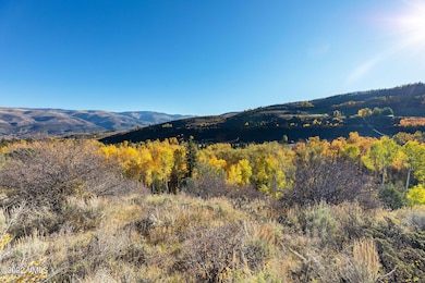 142_eagle_crest_exterior_view_b