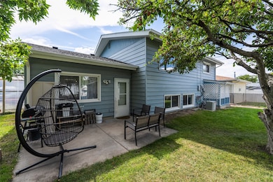 633 26th Ave NE, Great Falls, MT 59404 - photo 2