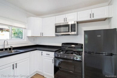 2021 Brooks St, Flint, MI 48507 - photo 6