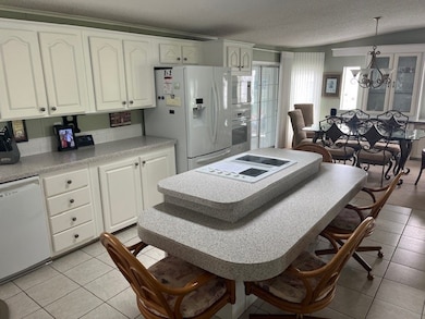 2711 86th St E, Palmetto, FL 34221 - photo 5