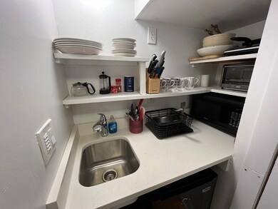 15 Arlington St unit 1R, Cambridge, MA 02140 - photo 5