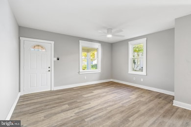 1637 Huddell Ave, Marcus Hook, PA 19061 - photo 4