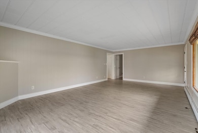 03-Living Room